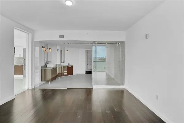 $5,400 | 720 Northeast 62nd Street, Unit 406, Miami, FL 33138