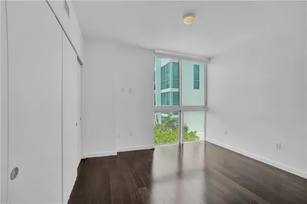 $5,400 | 720 Northeast 62nd Street, Unit 406, Miami, FL 33138