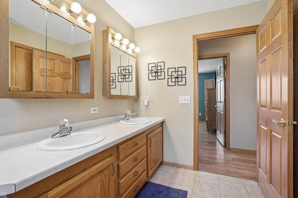 $585,000 | 9699 123rd Avenue Southeast, Lake Lillian, MN 56253