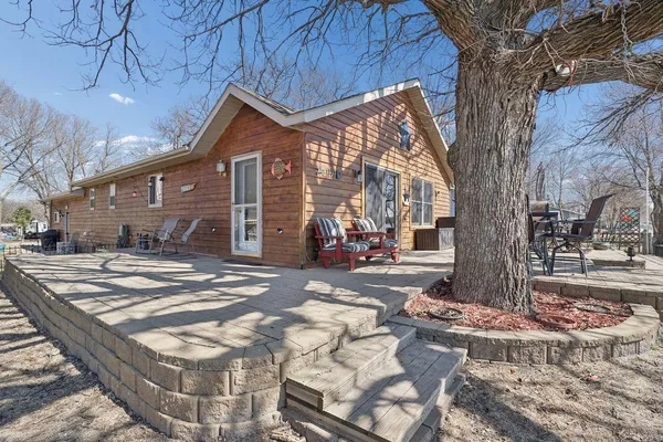 $585,000 | 9699 123rd Avenue Southeast, Lake Lillian, MN 56253