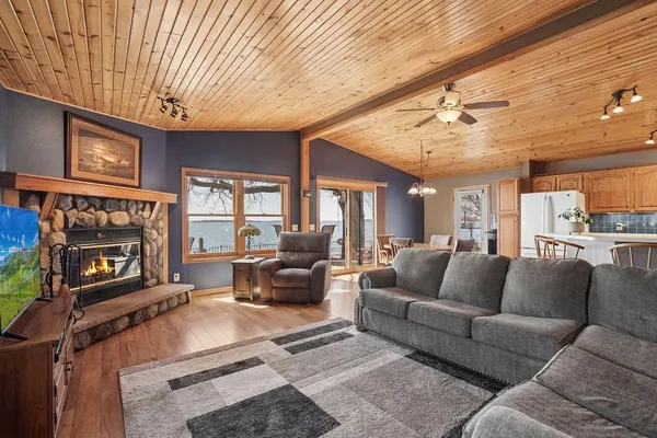 $585,000 | 9699 123rd Avenue Southeast, Lake Lillian, MN 56253