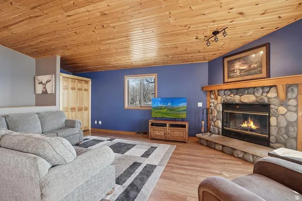 $585,000 | 9699 123rd Avenue Southeast, Lake Lillian, MN 56253