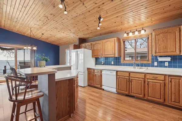 $585,000 | 9699 123rd Avenue Southeast, Lake Lillian, MN 56253