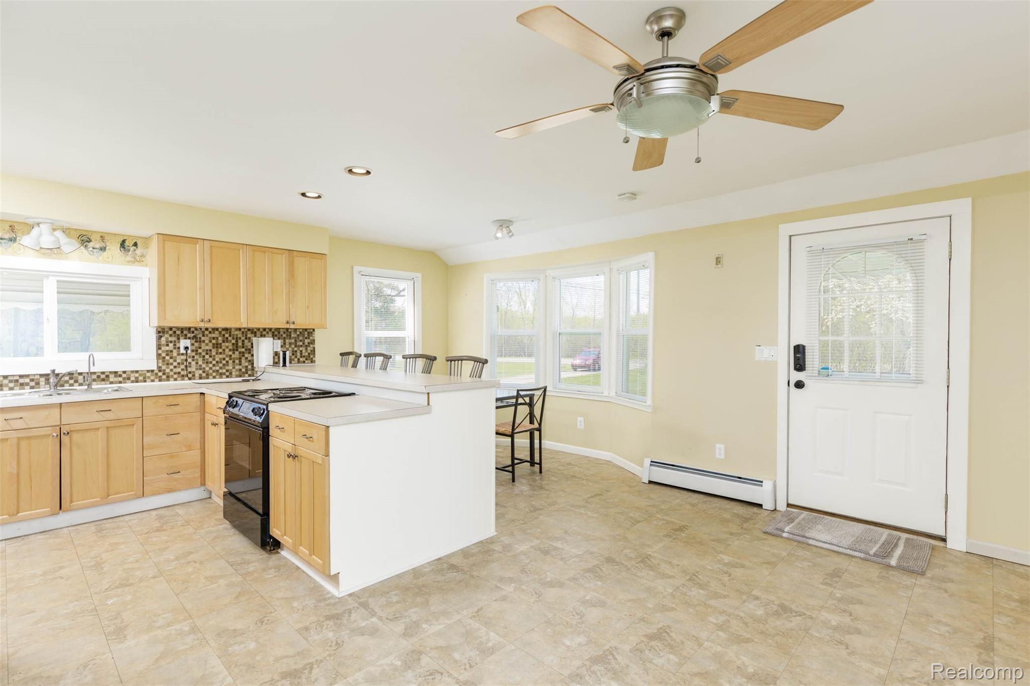 3715 Prospect Road Ann Arbor, MI 48105 - Photo 5 of 22 Prospect-5.jpg