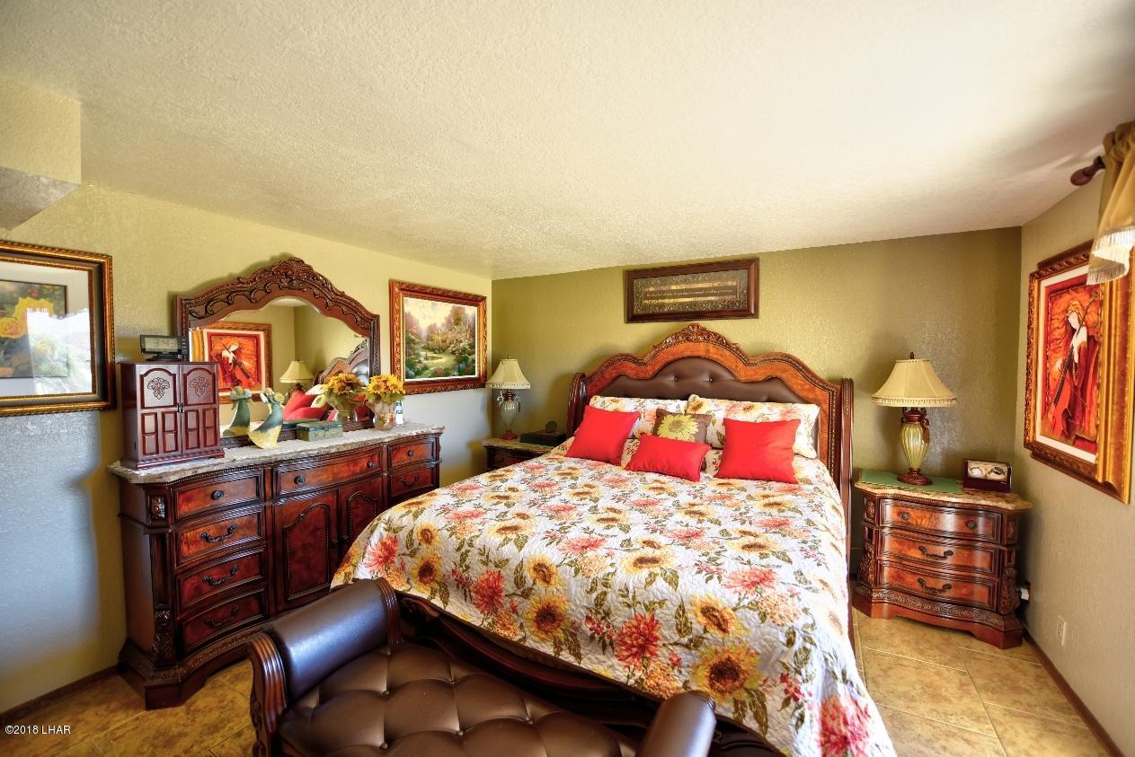 8625 Riverside Drive, Unit 72 Parker, AZ 85344 - Photo 12 of 24 Downstairs bedroom