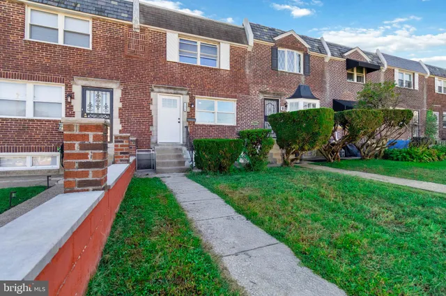 $2,400 | 7836 Fayette Street, Philadelphia, PA 19150