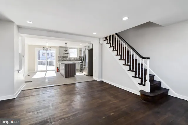 $2,400 | 7836 Fayette Street, Philadelphia, PA 19150