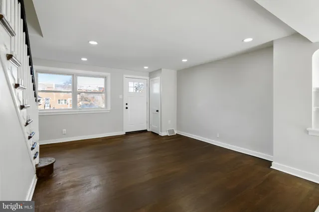 $2,400 | 7836 Fayette Street, Philadelphia, PA 19150