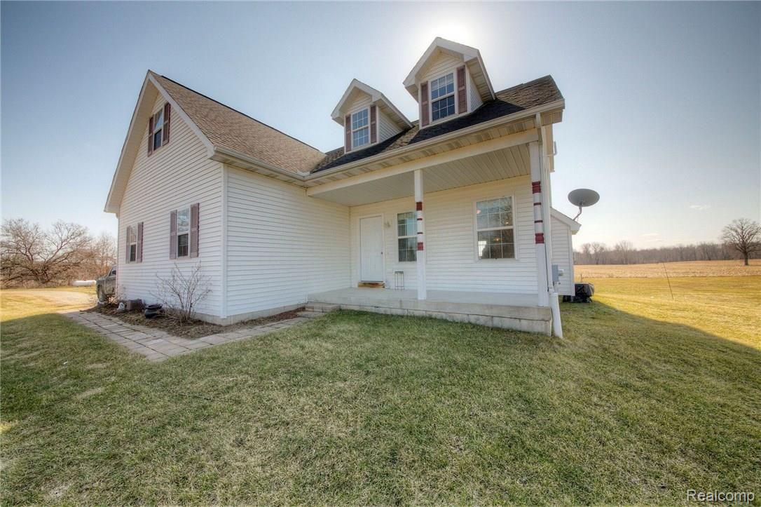 10575 Mason Road Fowlerville, MI 48836 - Photo 1 of 34 930A6199_200_201_preview (1).jpeg