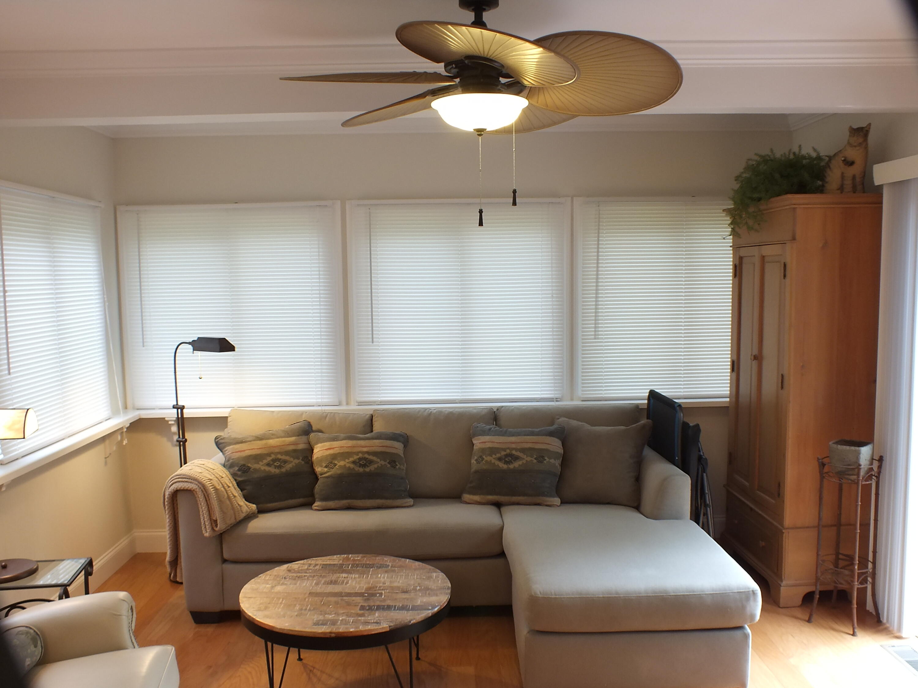 5 Amos Landing Road Mashpee, MA 02649 - Photo 8 of 27 a living room with furniture