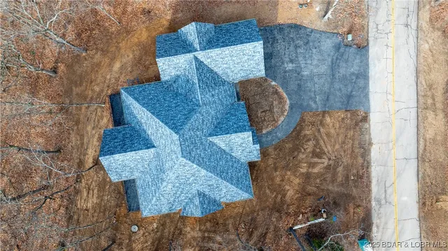 $789,900 | 971 Grand Point Boulevard, Sunrise Beach, MO 65079