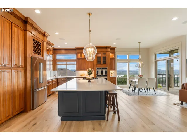 $1,299,000 | 2873 West 5th Street, Washougal, WA 98671