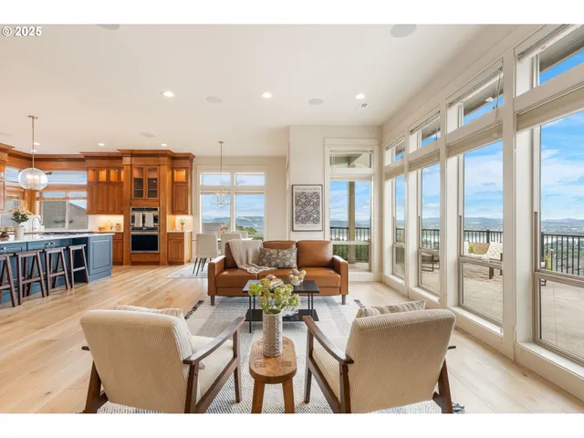 $1,299,000 | 2873 West 5th Street, Washougal, WA 98671