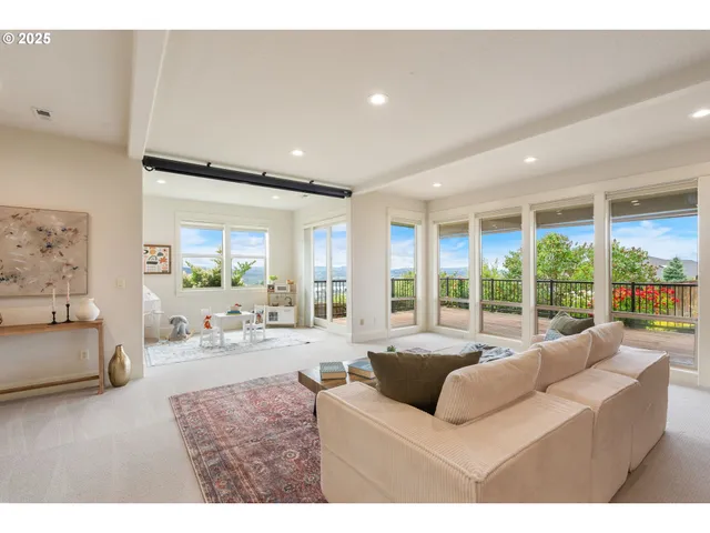 $1,299,000 | 2873 West 5th Street, Washougal, WA 98671