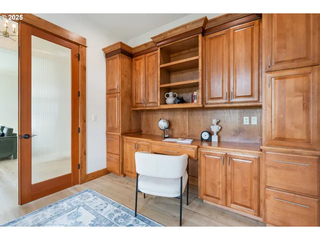 $1,299,000 | 2873 West 5th Street, Washougal, WA 98671