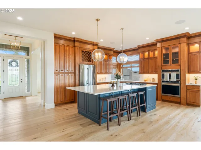 $1,299,000 | 2873 West 5th Street, Washougal, WA 98671