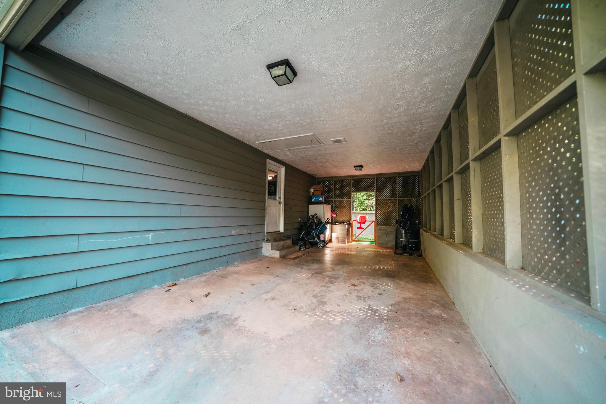 13347 Silver Hill Road Sumerduck, VA 22742 - Photo 26 of 32 Carport