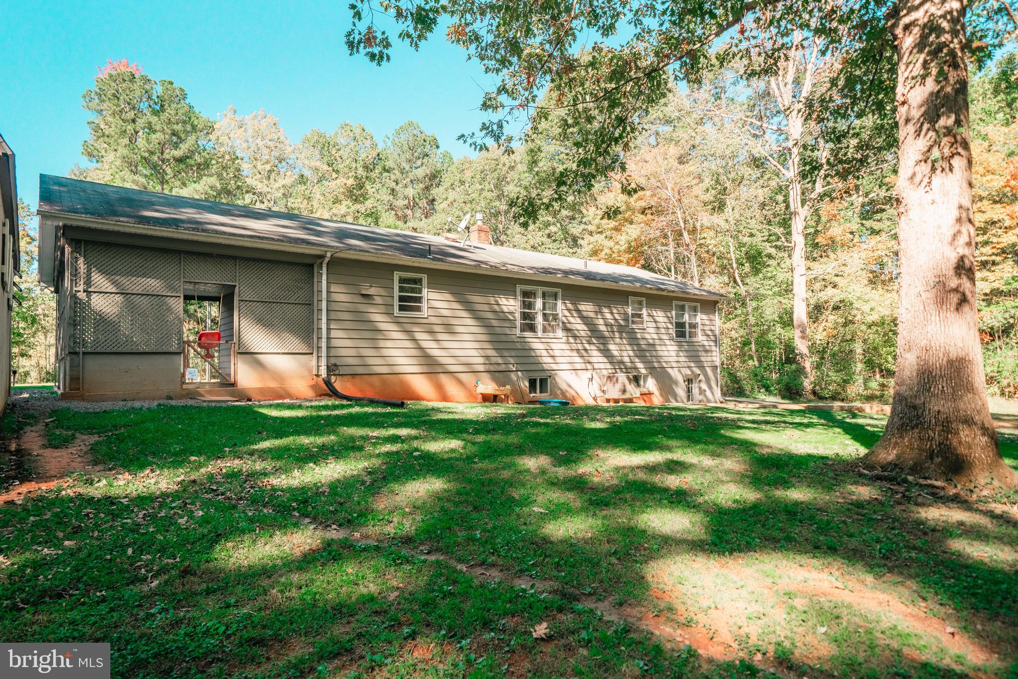 13347 Silver Hill Road Sumerduck, VA 22742 - Photo 28 of 32 Rear view/back yard