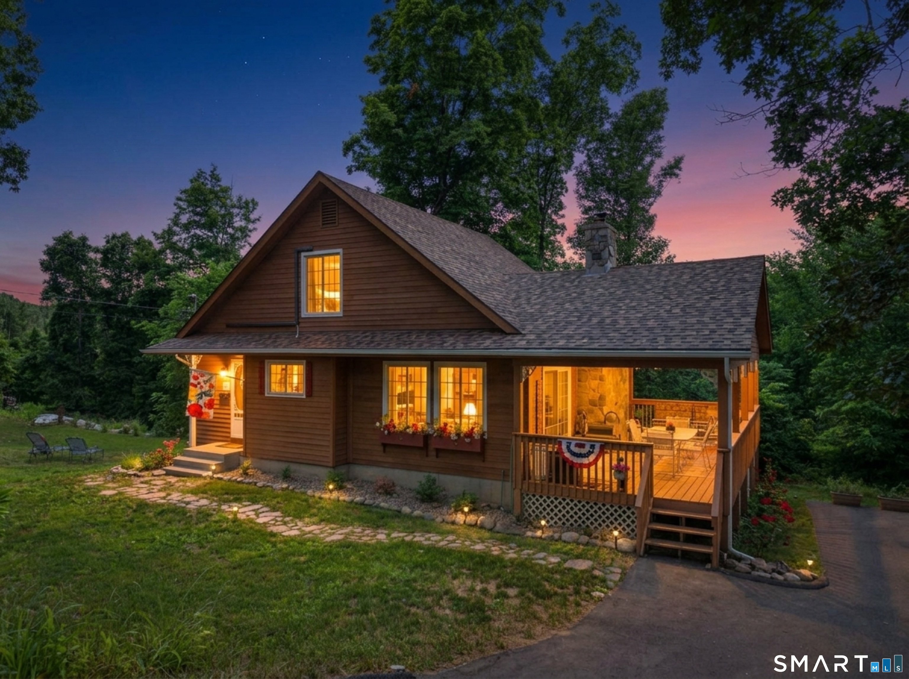 295 Lathrop Road Plainfield, CT 06374 - Photo 4 of 40