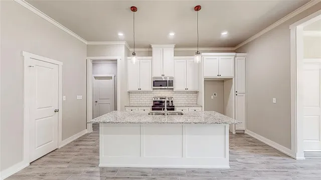 $2,500 | 213 South Loveless Street, Bullard, TX 75757