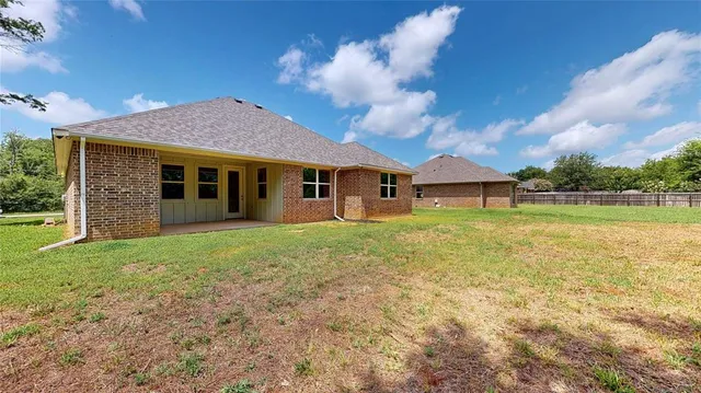 $2,500 | 213 South Loveless Street, Bullard, TX 75757