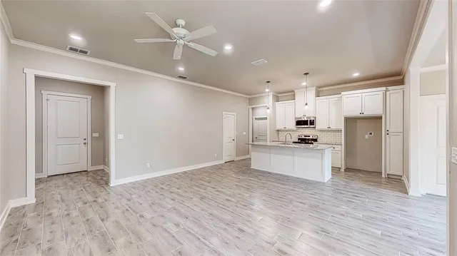 $2,500 | 213 South Loveless Street, Bullard, TX 75757