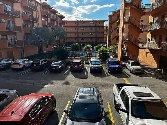 $310,000 | 1800 West 54th Street, Unit 105, Hialeah, FL 33012