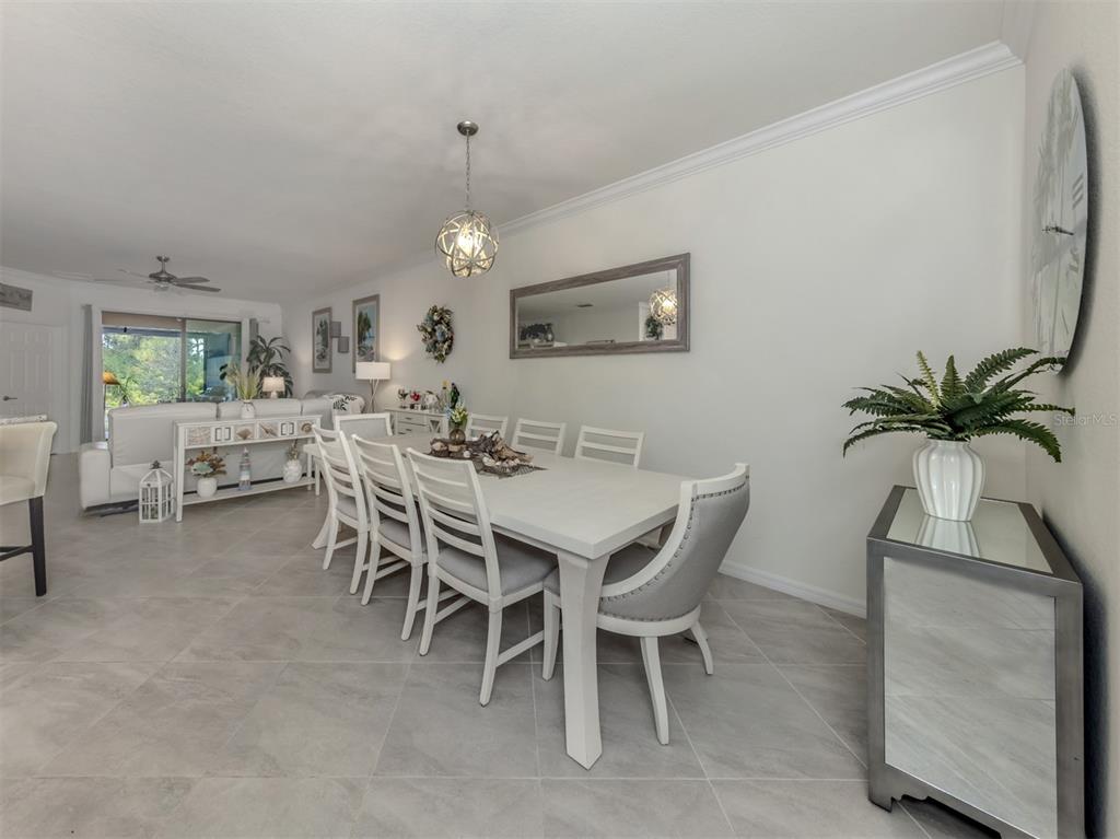 12391 Amica Loop Venice, FL 34293 - Photo 8 of 67