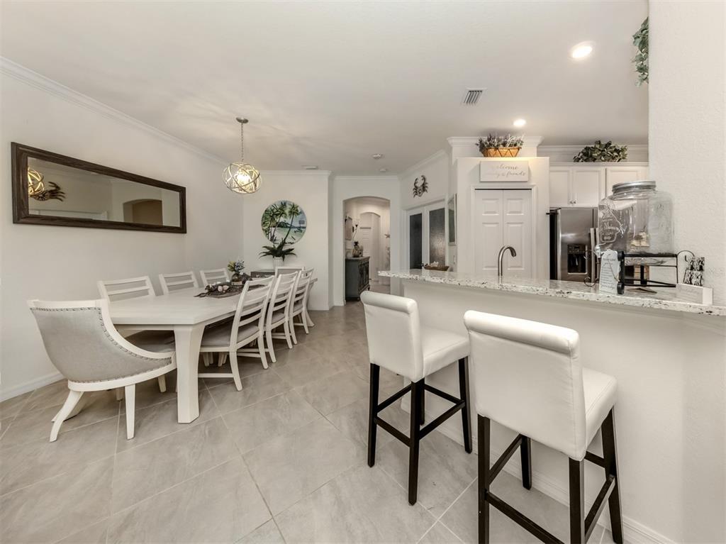 12391 Amica Loop Venice, FL 34293 - Photo 10 of 67