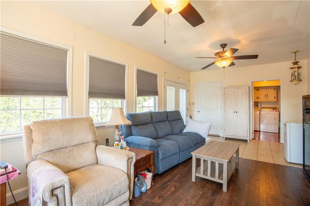 166 Pennsylvania Avenue Rochester, PA 15074 - Photo 15 of 30