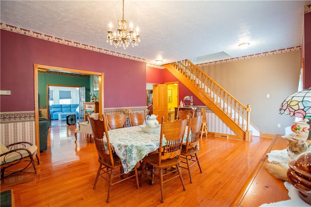 166 Pennsylvania Avenue Rochester, PA 15074 - Photo 7 of 30