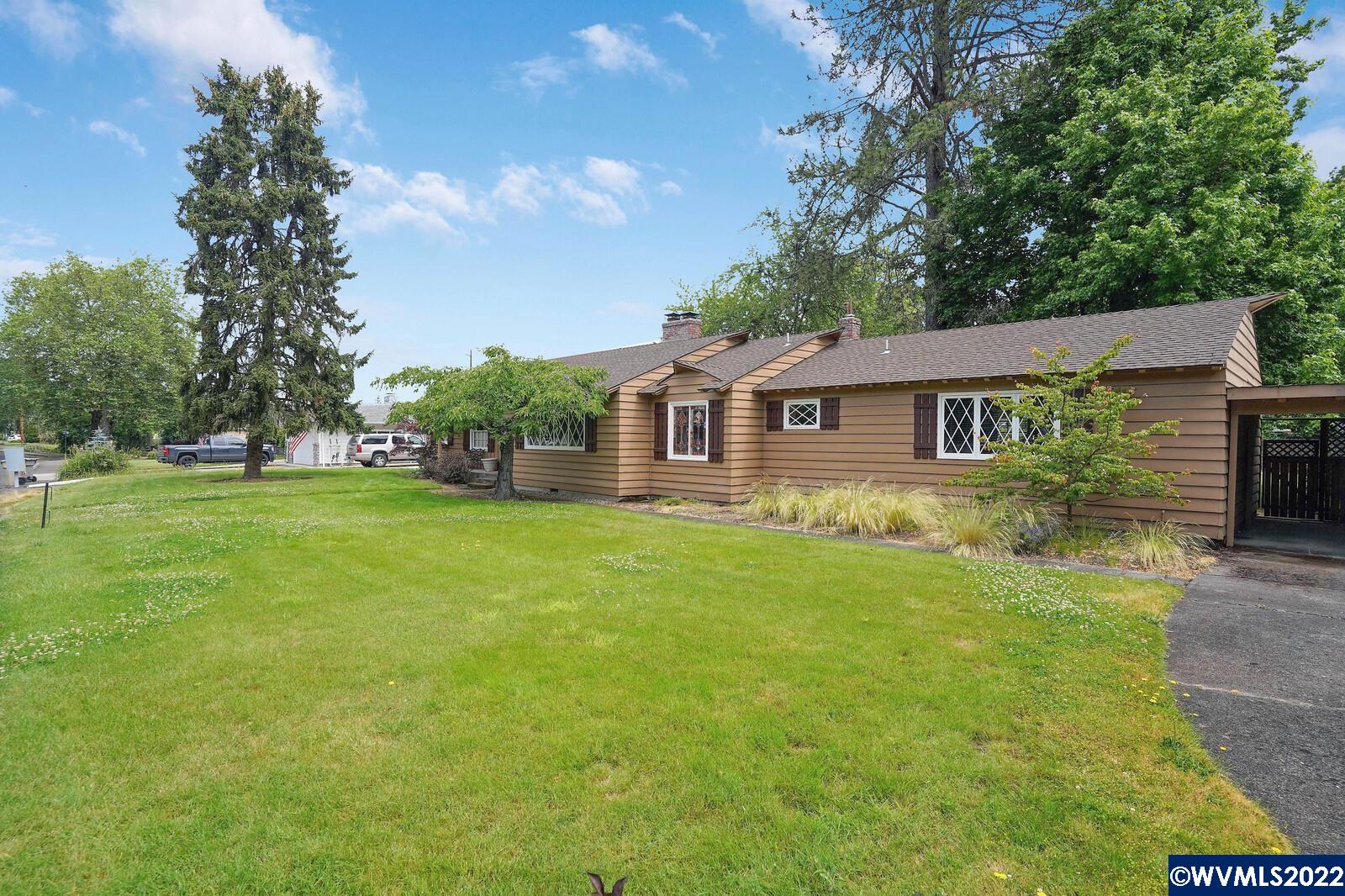 3045 Lawnridge Street Southwest Albany, OR 97321 - Photo 4 of 42 Gallery Image 4