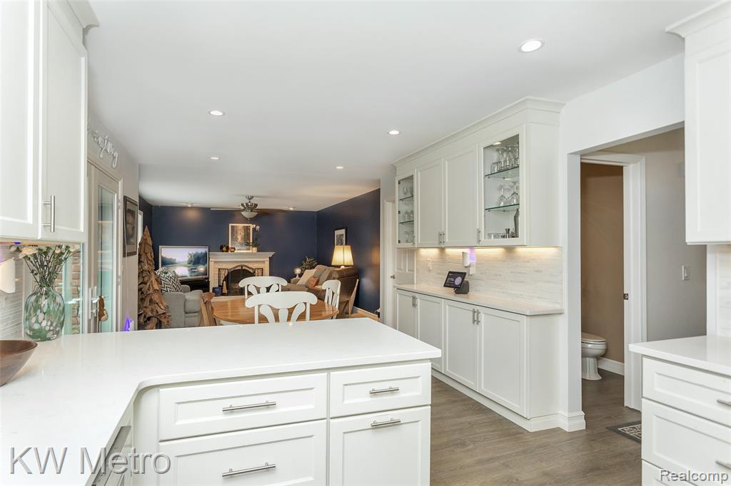 635 Timberline Drive Rochester Hills, MI 48309 - Photo 14 of 48