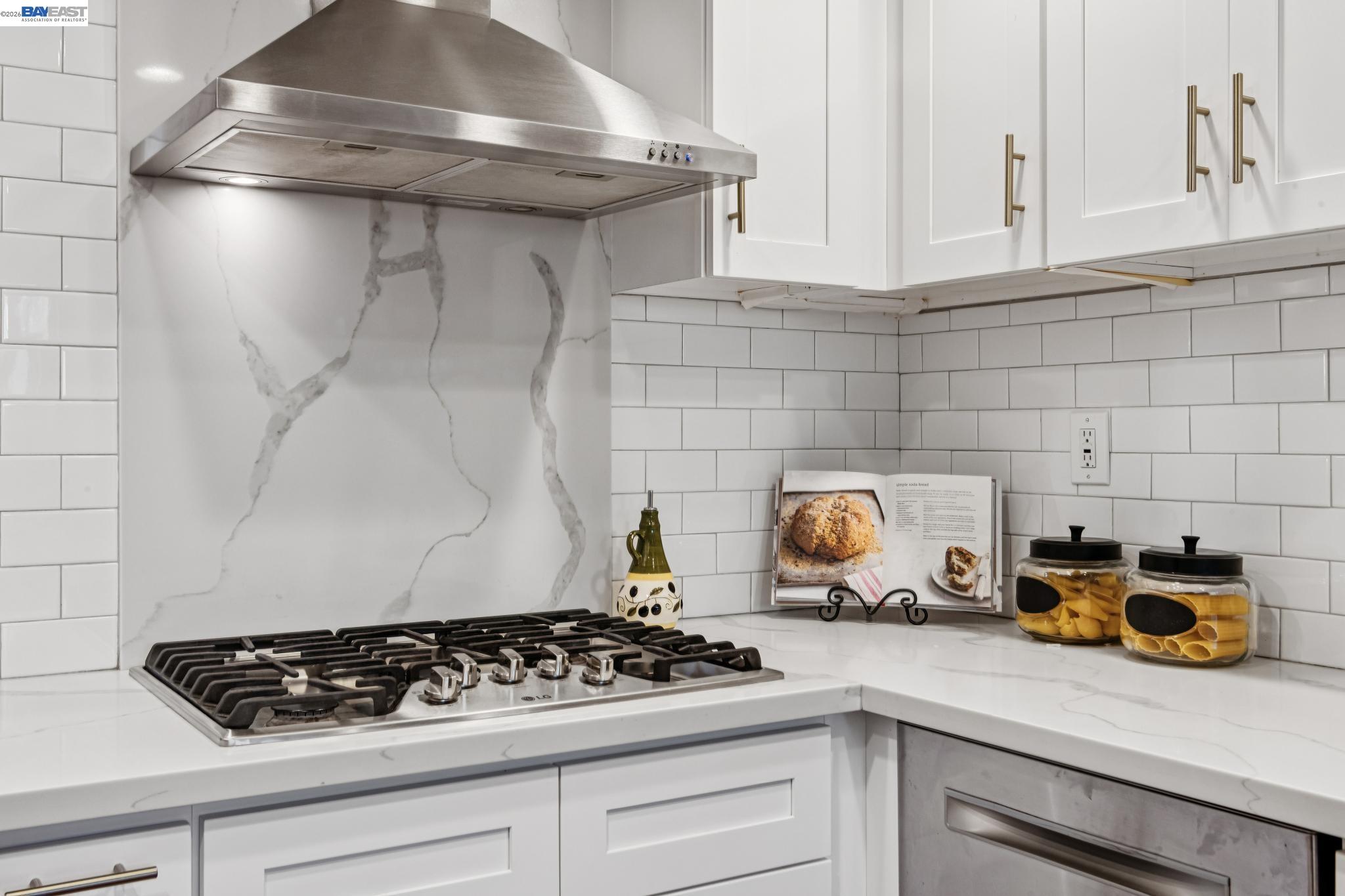 622 Ironwood Road Alameda, CA 94502 - Photo 12 of 42