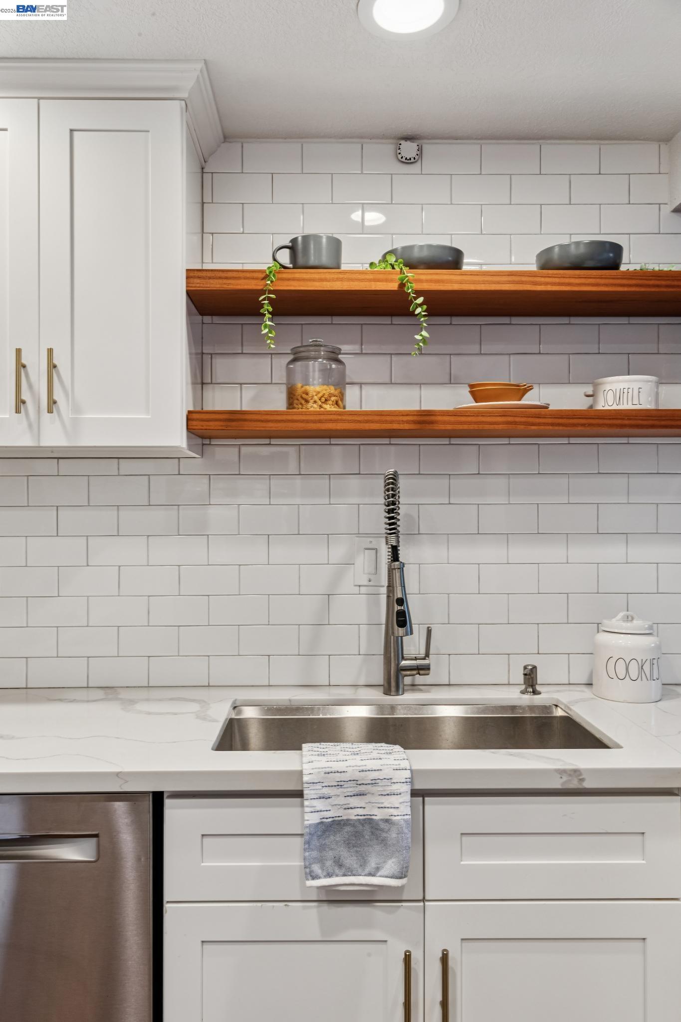 622 Ironwood Road Alameda, CA 94502 - Photo 13 of 42