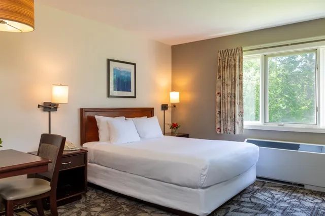 $2,500 | 104 Grand Summit Drive, Unit 104, Bartlett, NH 03812