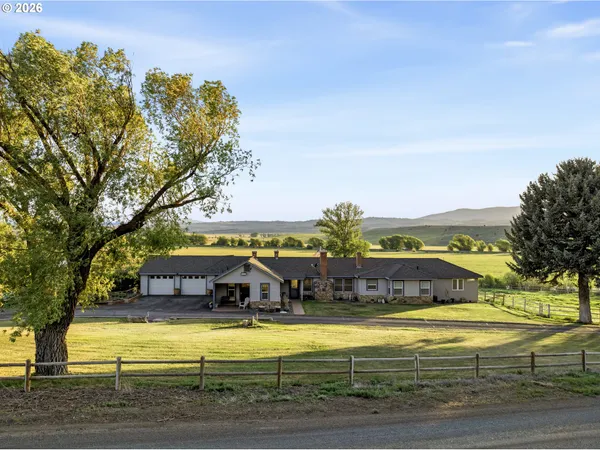 $975,000 | 40290 Beaver Creek Loop, Baker City, OR 97814