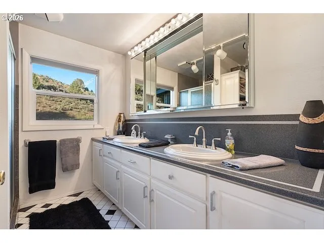 $975,000 | 40290 Beaver Creek Loop, Baker City, OR 97814