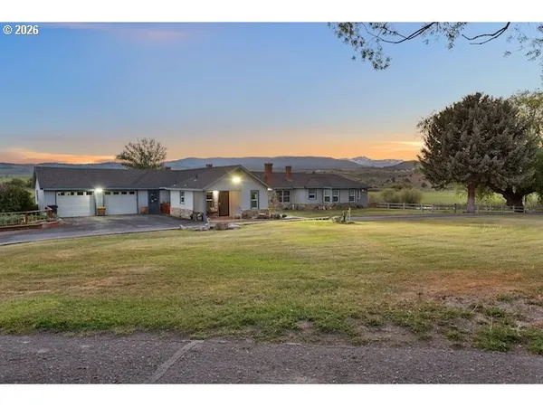 $975,000 | 40290 Beaver Creek Loop, Baker City, OR 97814