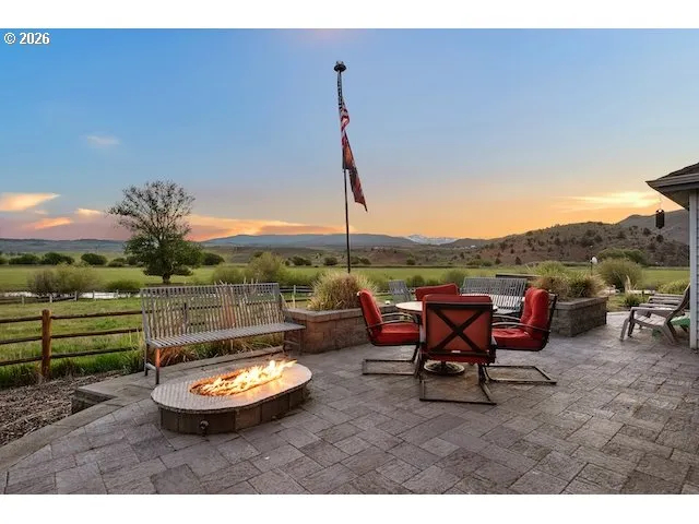 $975,000 | 40290 Beaver Creek Loop, Baker City, OR 97814