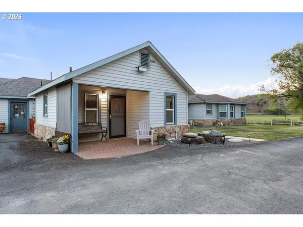 $975,000 | 40290 Beaver Creek Loop, Baker City, OR 97814