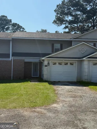 $209,900 | 109 Courtyard Drive, Thomasville, GA 31757