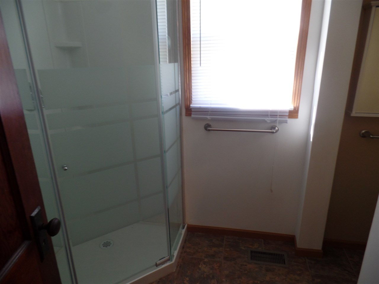 202 North Cold Springs Road Bloomfield, IN 47424 - Photo 11 of 15 Gallery Image 11