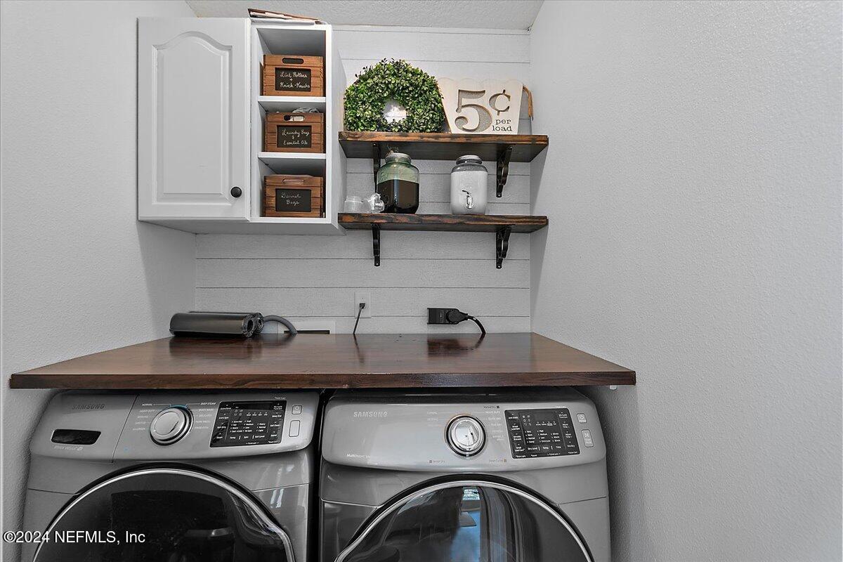 4750 Bedford Road Jacksonville, FL 32207 - Photo 16 of 25 16-Utility Room