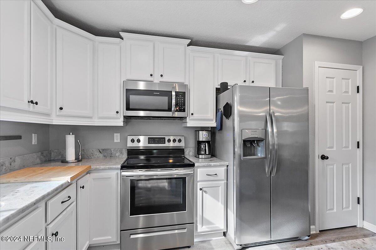 07-Kitchen