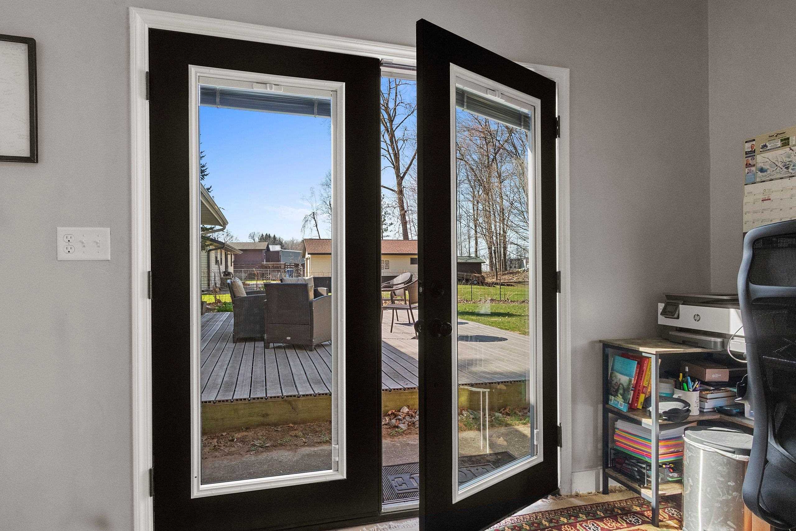 3175 Birch Road Suamico, WI 54173 - Photo 13 of 39