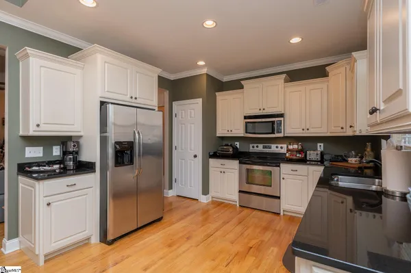 $415,000 | 1025 South Buncombe Road, Greer, SC 29651