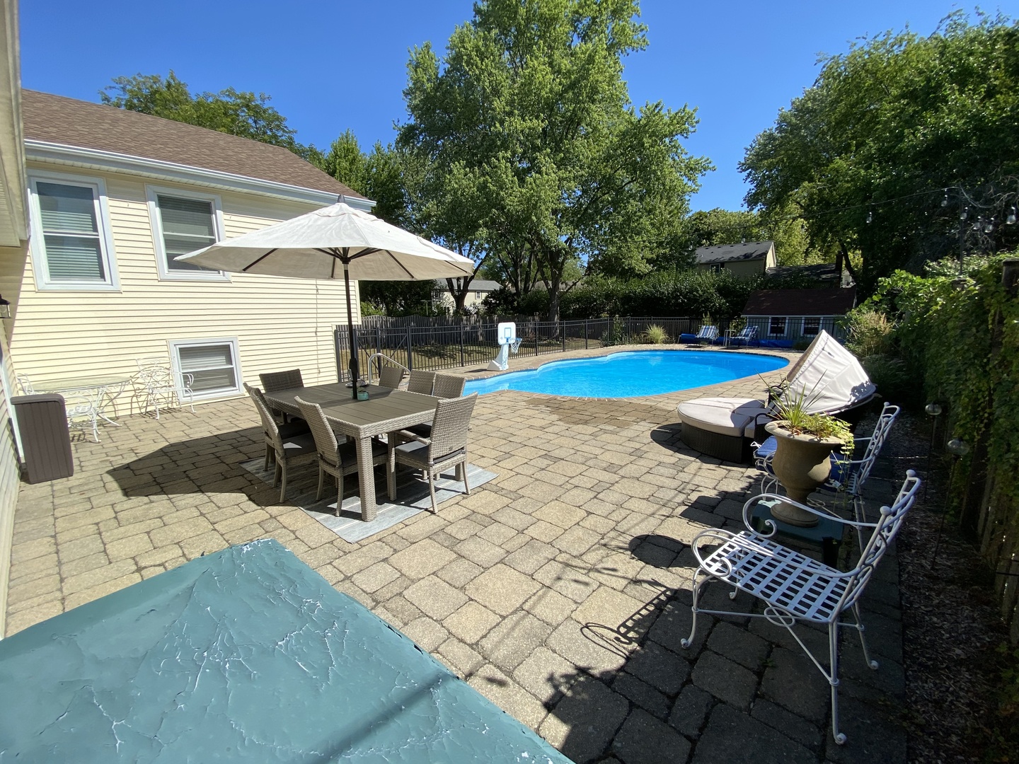 1617 Orth Drive Wheaton, IL 60189 - Photo 27 of 35 a view of a house with backyard and sitting area