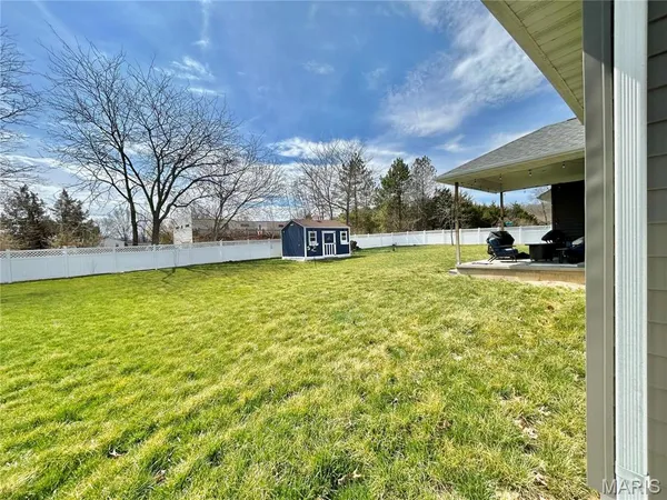 $395,000 | 12200 Country Oaks Drive, Rolla, MO 65401