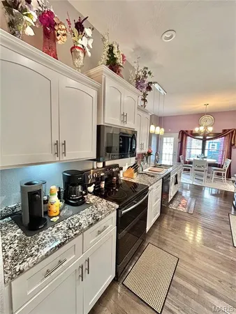 $395,000 | 12200 Country Oaks Drive, Rolla, MO 65401